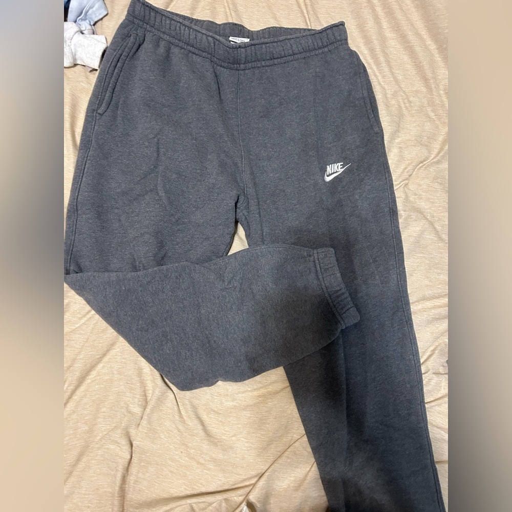 Nike Gray Sweatpants Classic Jogger Style